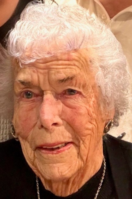 Obituario de Muriel Arlene Kelly