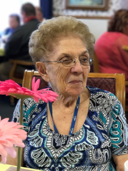 Obituary of Antoinette Marie Hahn (Acquazzino)