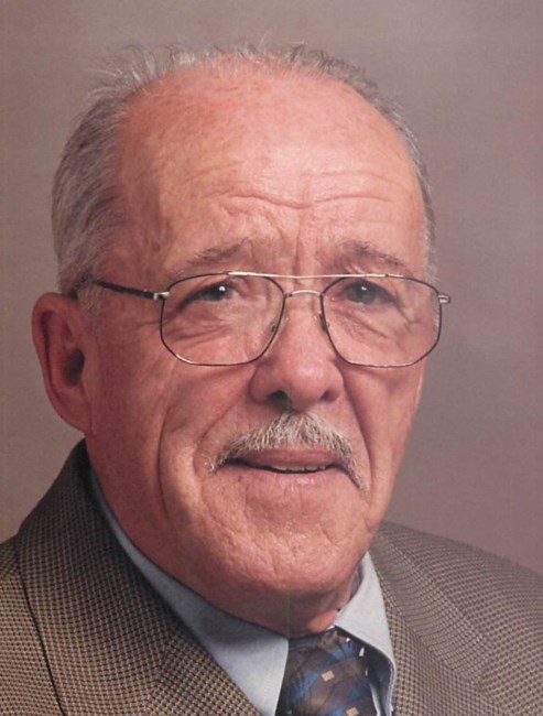 Avis de décès de M. Roland Villeneuve