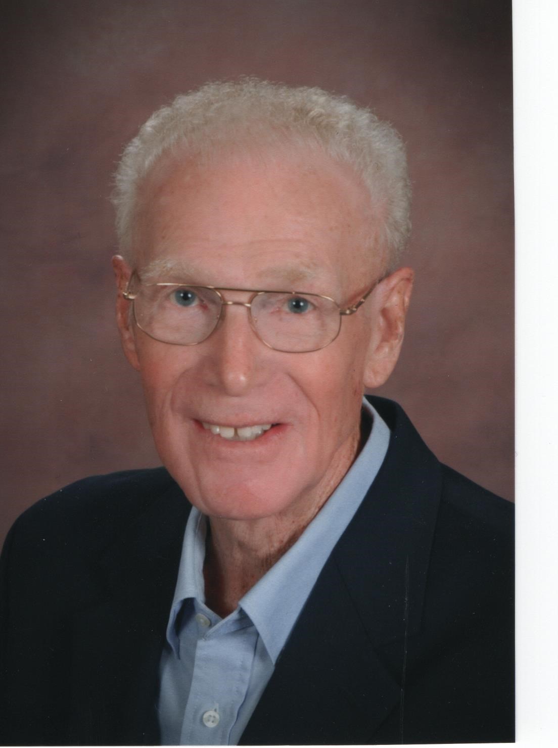 Arthur C. Lensegrav Obituary - Woodbury, MN