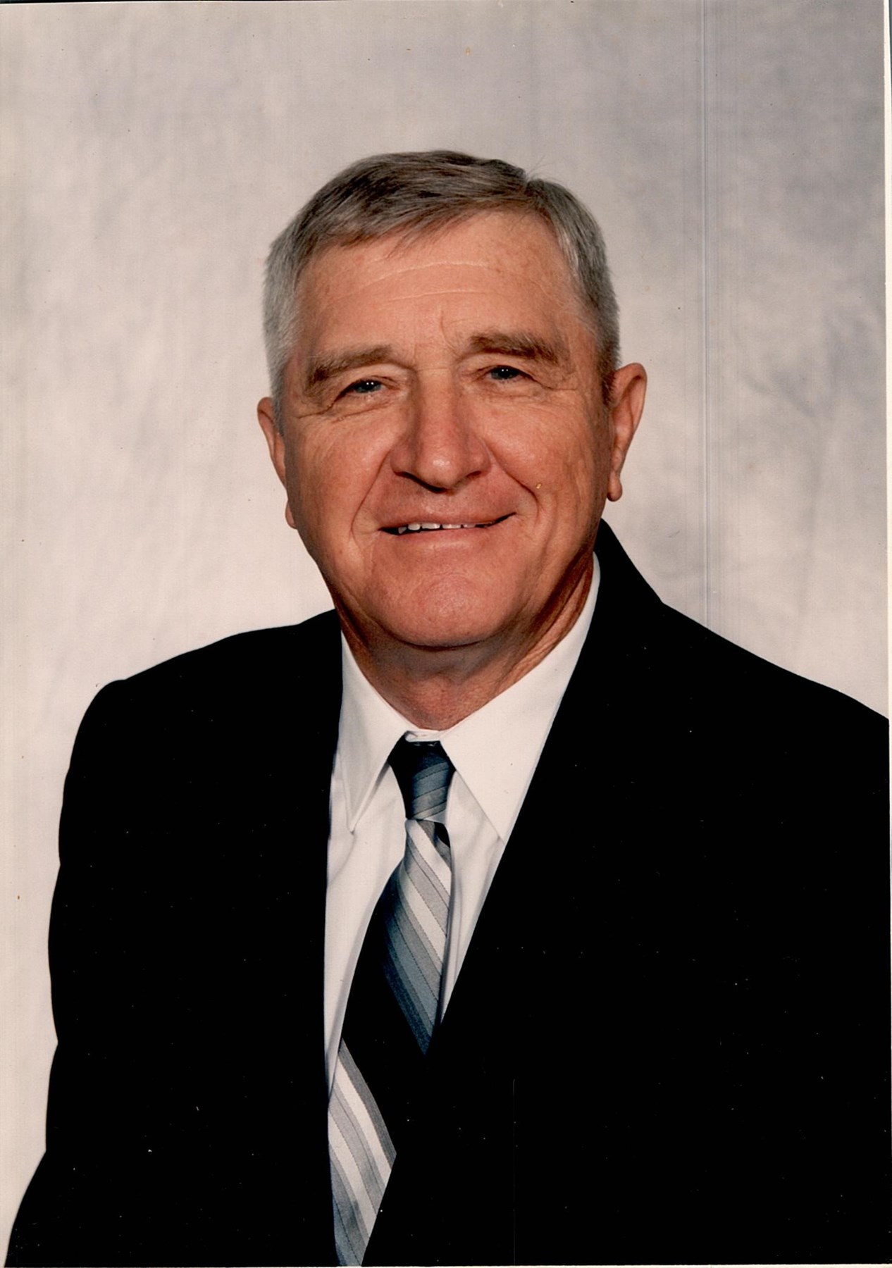 Obituary of Kellis (Dick) D.  Moore