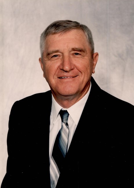 Obituary of Kellis (Dick) D. Moore