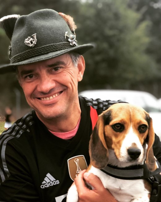 Obituary of Curt Gregory Hallinger