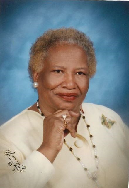 Obituary of Mrs. Juanita E. Moore