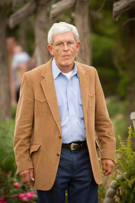 Obituary of Robert Dean Barker