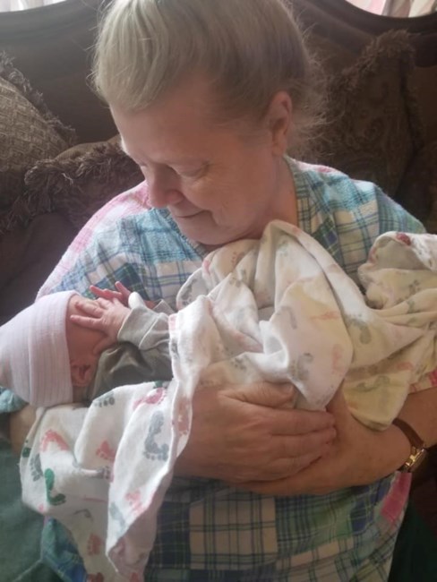 Avis de décès de Christine Carol Knight