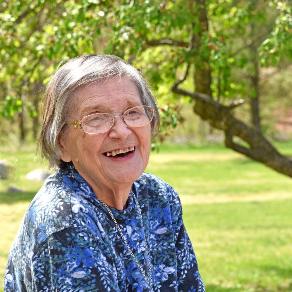 Obituary of Rea J. Hawxby