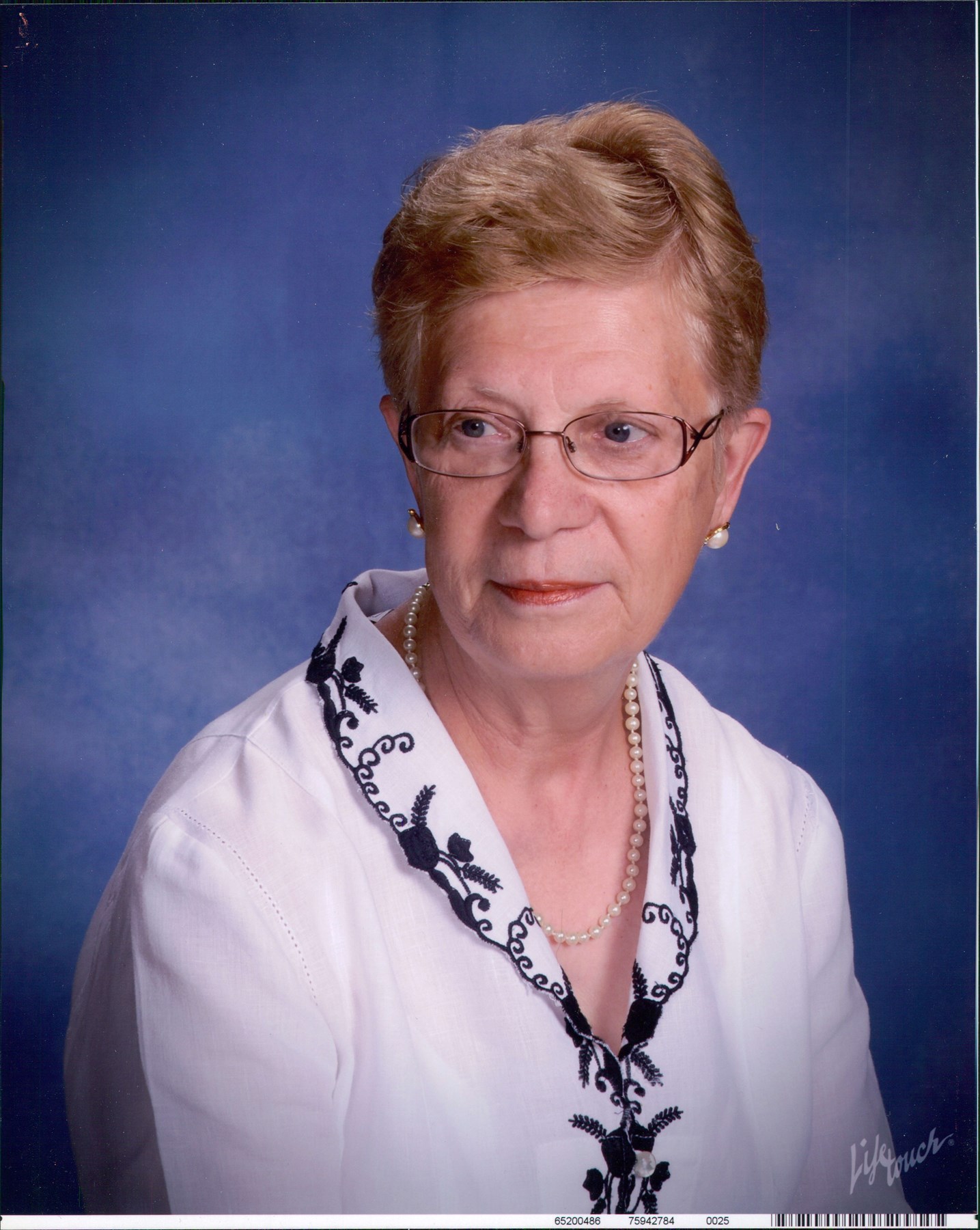 Obituary of Vanda Manna