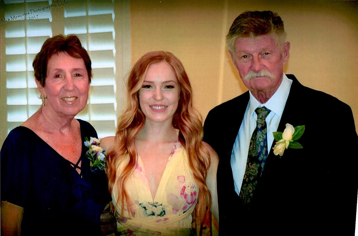 Obituary of Daniel "Miki" John Riordan Jr.