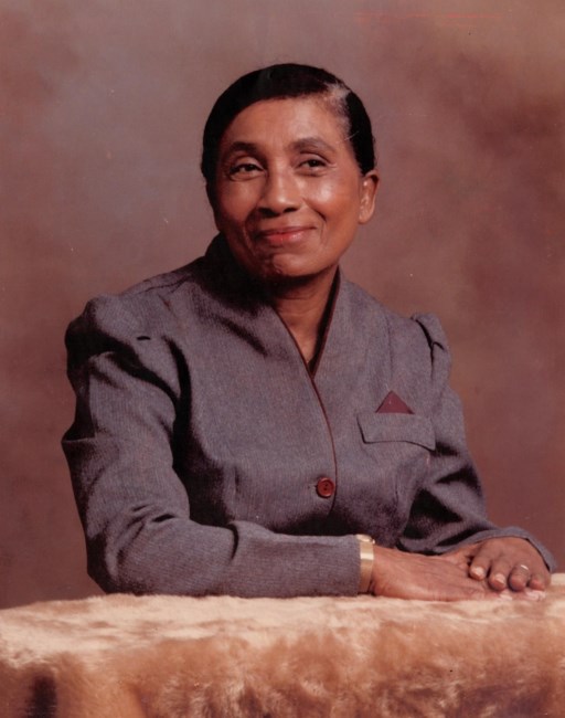 Obituary of Mavis Maude Mair