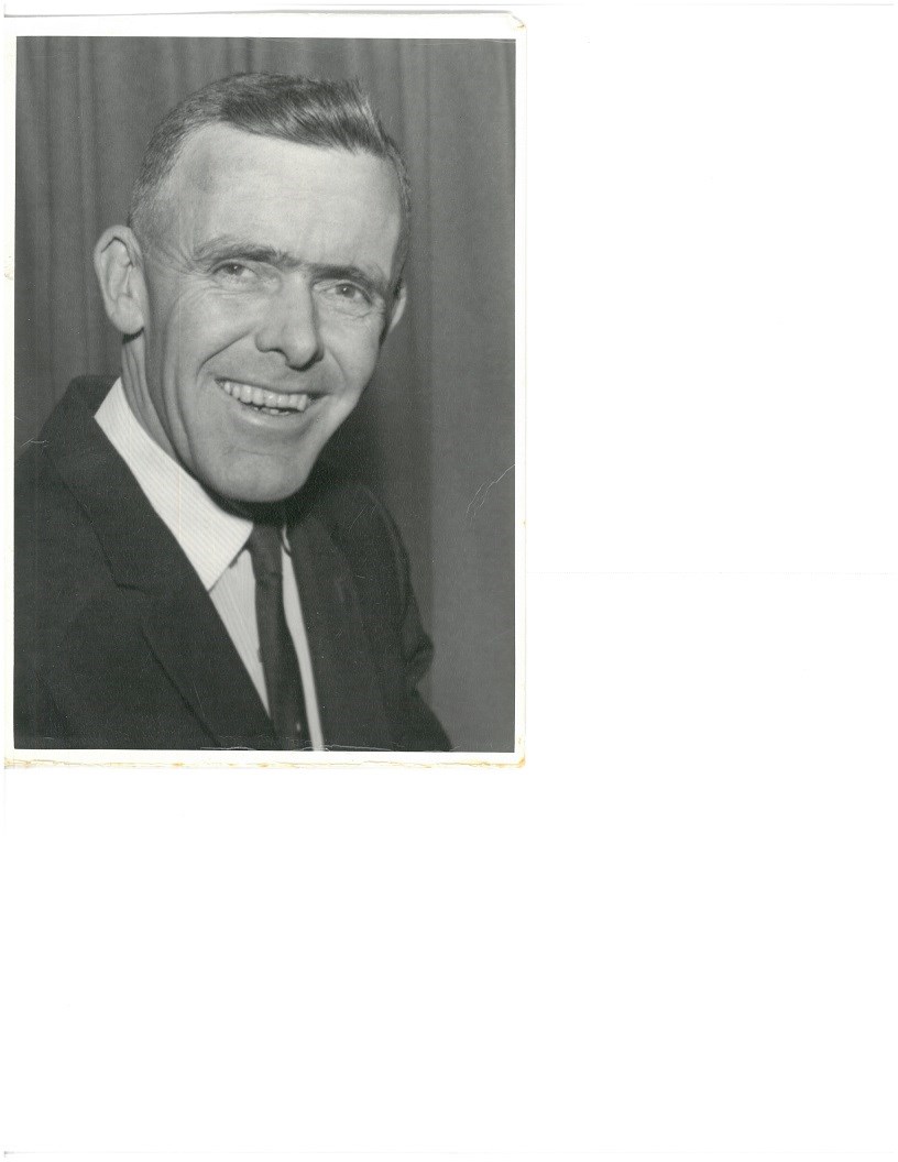 Avis de décès de John W Logan