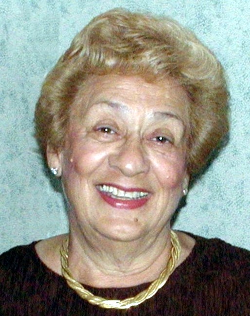 Obituary of Golda E Thompson