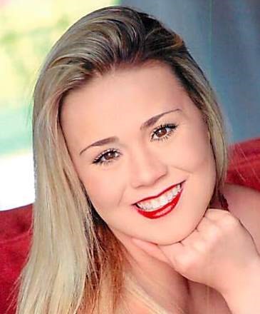 Obituary of Katarina Lynn Dickinson