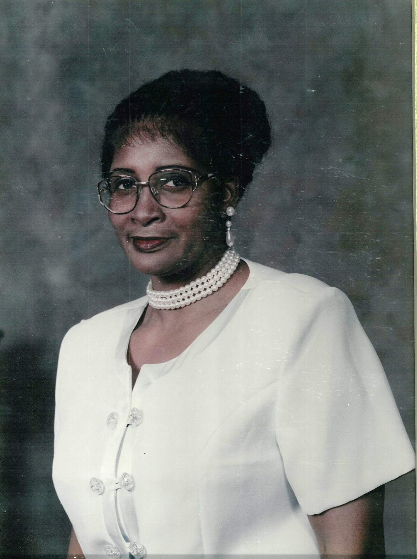 Avis de décès de Louise Elvina Lewis