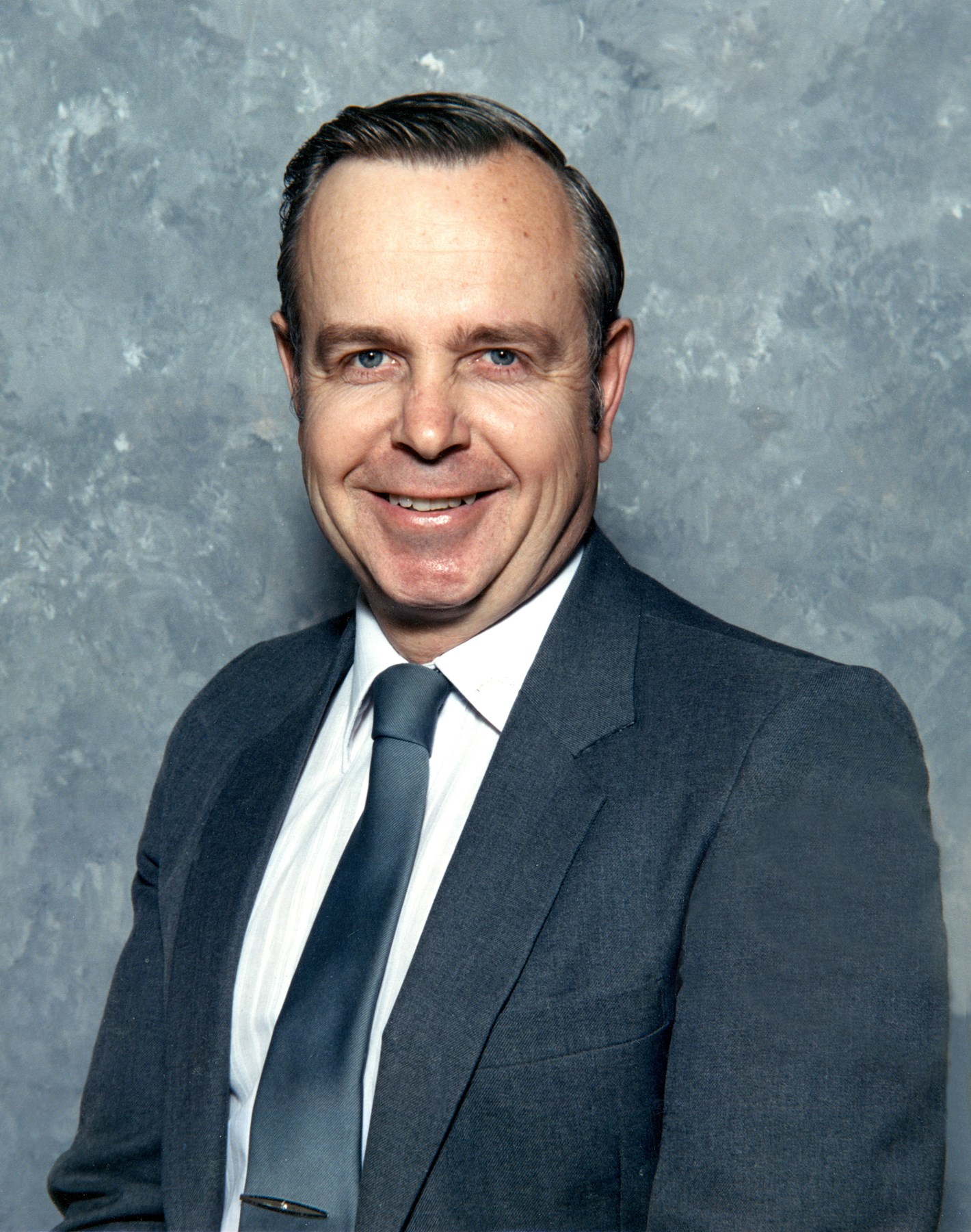 Avis de décès de Kenneth Raymond Larsen