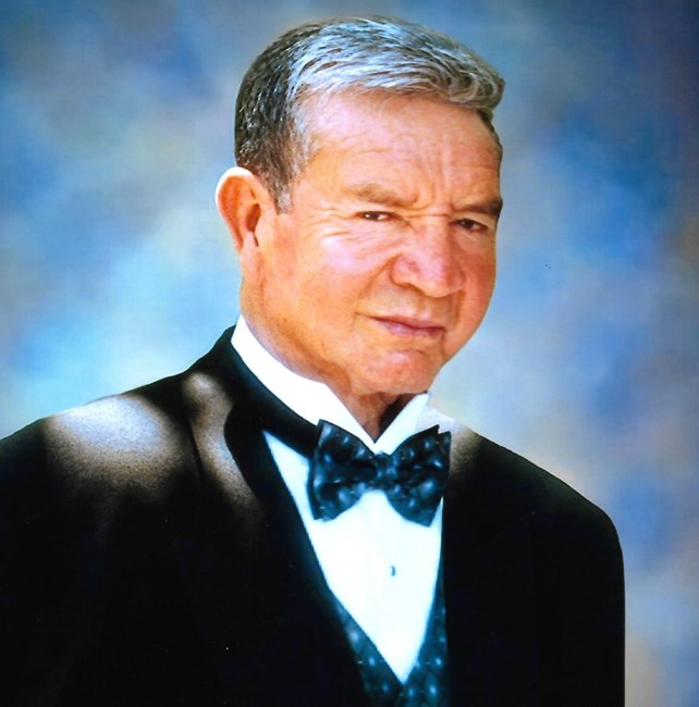 Obituary of Vicente Vazquez
