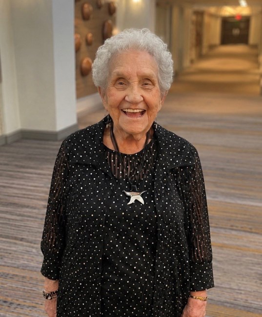 Obituary of Edna Estelle Legary