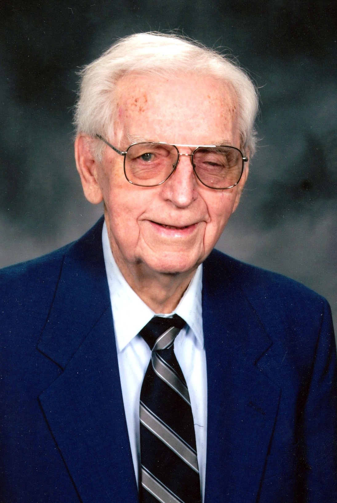 Robert M. Reed Obituary - Grand Rapids, MI