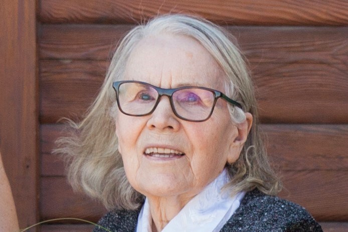 Obituary of Wanda Pfeiffer