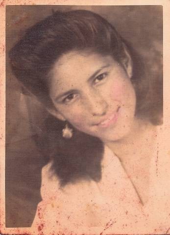 Obituary of Evelyn Calderon