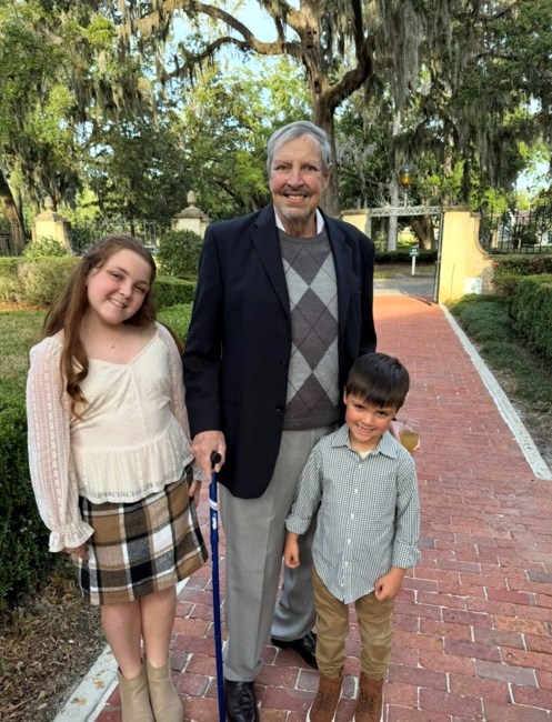 Obituary of Perry Franklin Castelvecchi