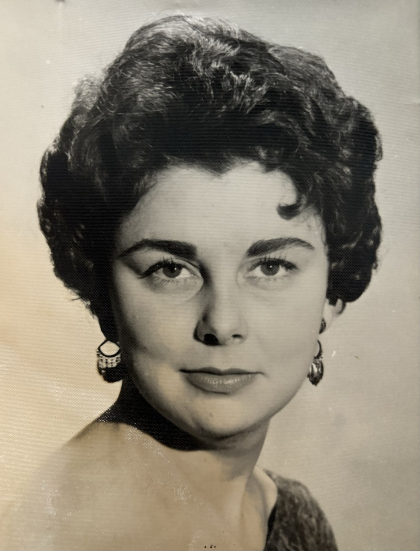 Obituary of Beryl Eileen Brown