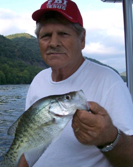 Obituary of Everett R Holtzapfel