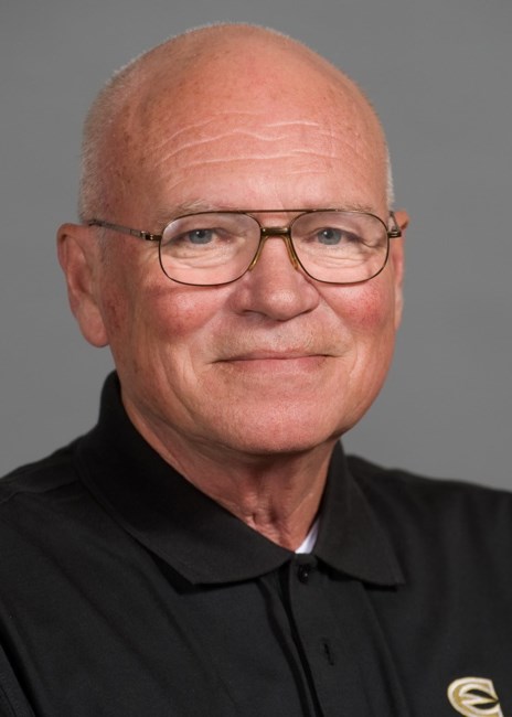 Obituary of Herschel Neil Roach