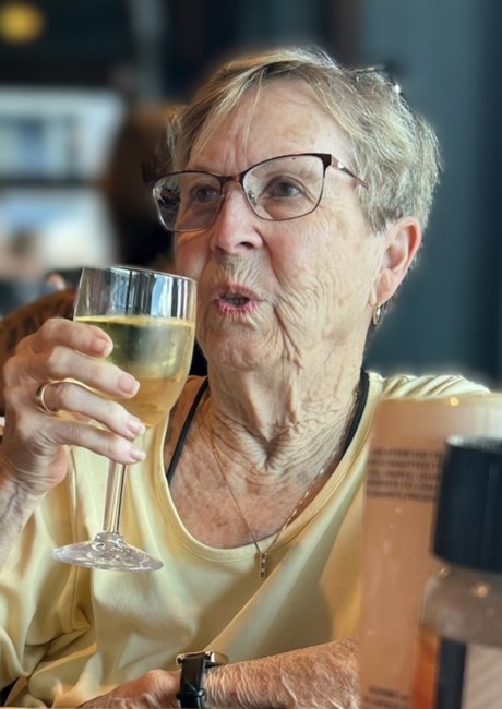 Obituario de Nancy M Kinder