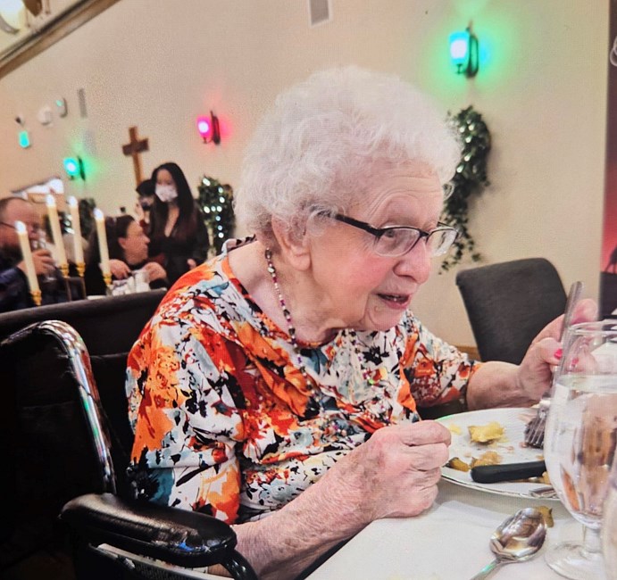 Obituary of Sylvia Faye Counas