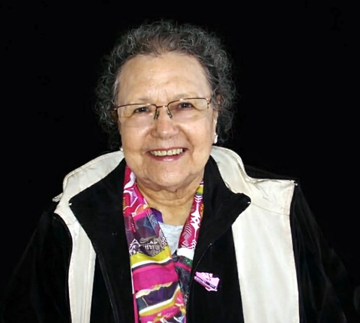 Obituary of Hermelinda Villanueva