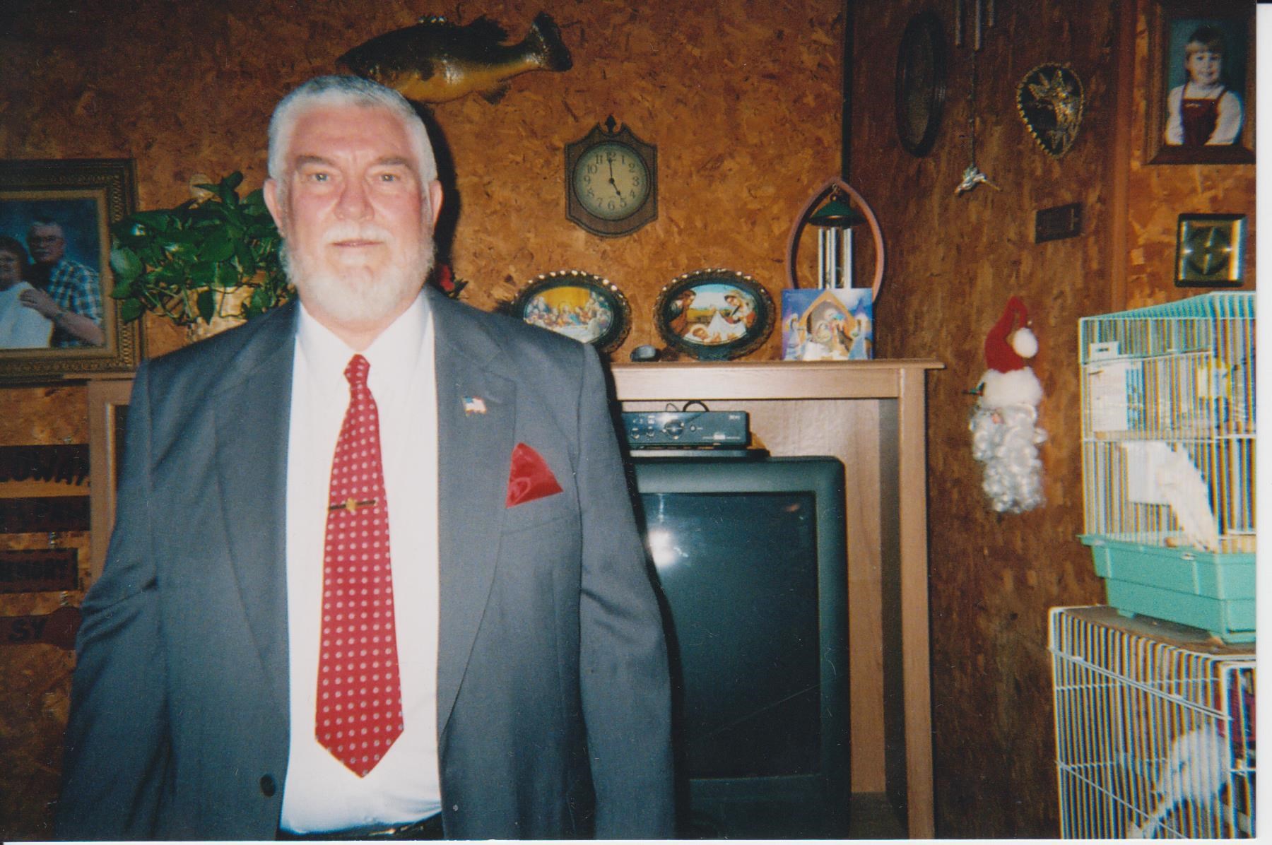 Obituario de James Edward Holloway Sr.