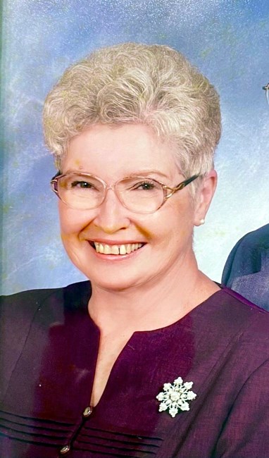 Obituary of Donna Eileen van Tuinen