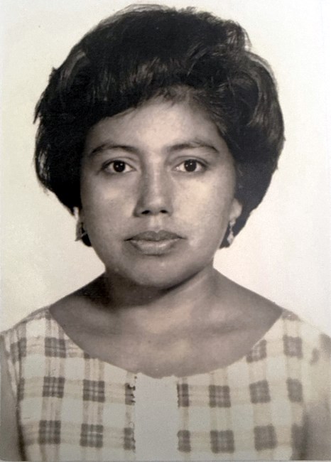 Obituario de Nieves C Fernandez