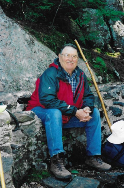 Obituary of Kenneth William Wallace