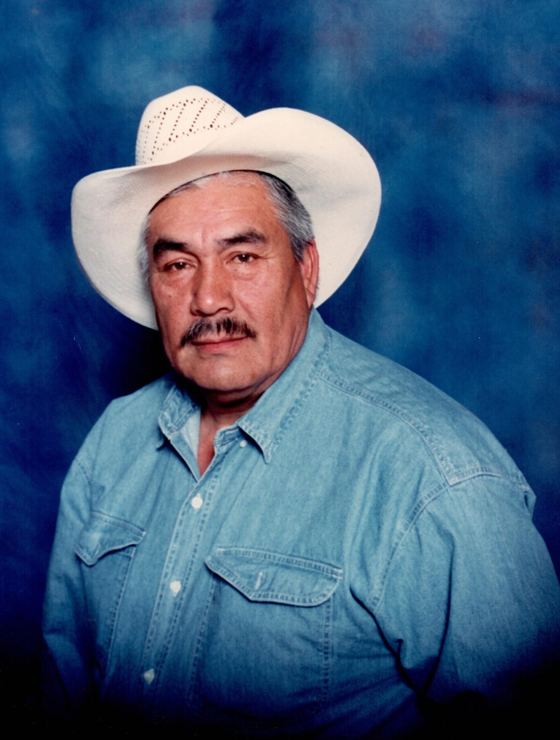 Vicente Fernandez Obituary West Covina Ca