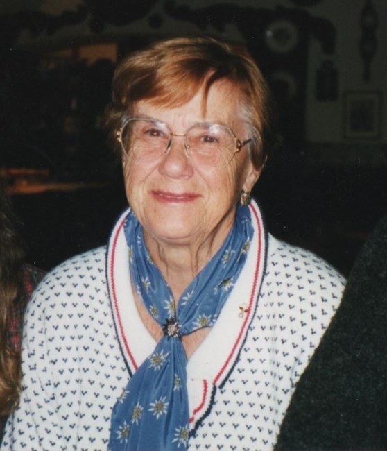 Obituary of Eva Marcella Hollenbeck