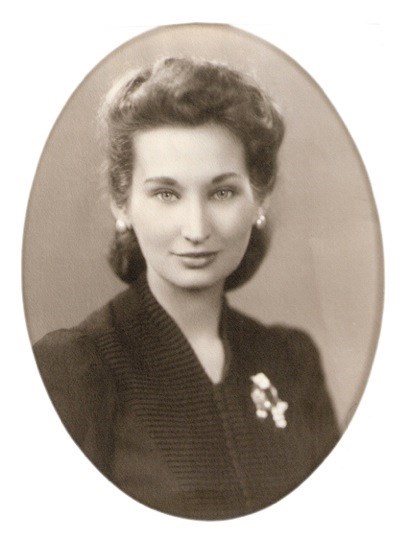 Obituary of Georgiana Szarkowski Childs