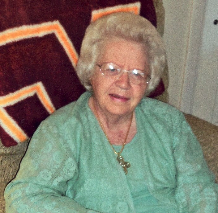 Obituary of Frances "Fran" Zue Byrd Amos