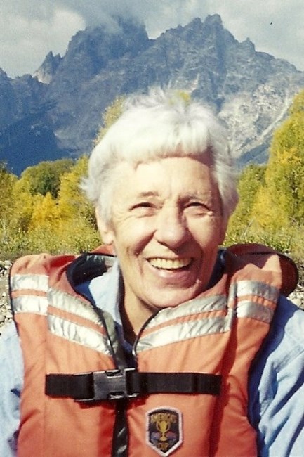 Obituary of Yvonne Eugènie "Jean" LeSage Carr