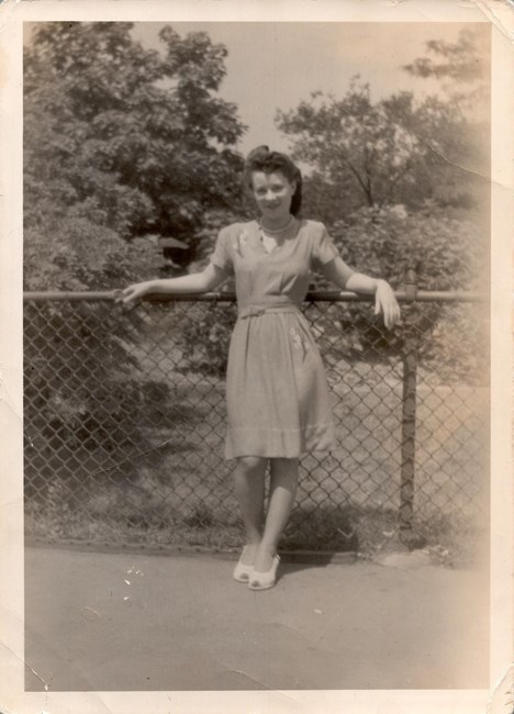 Obituario de Helen A. Michalski