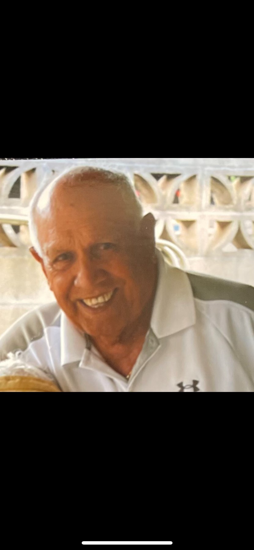 Obituario de Paul Kaili Johnston