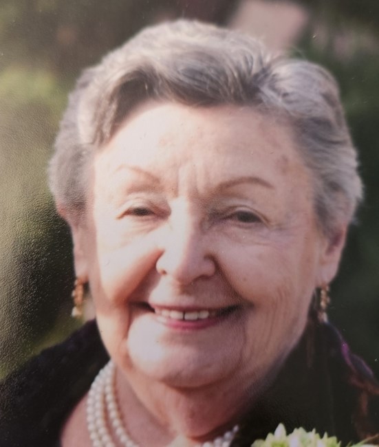 Obituary of Betty Lilian Frankel