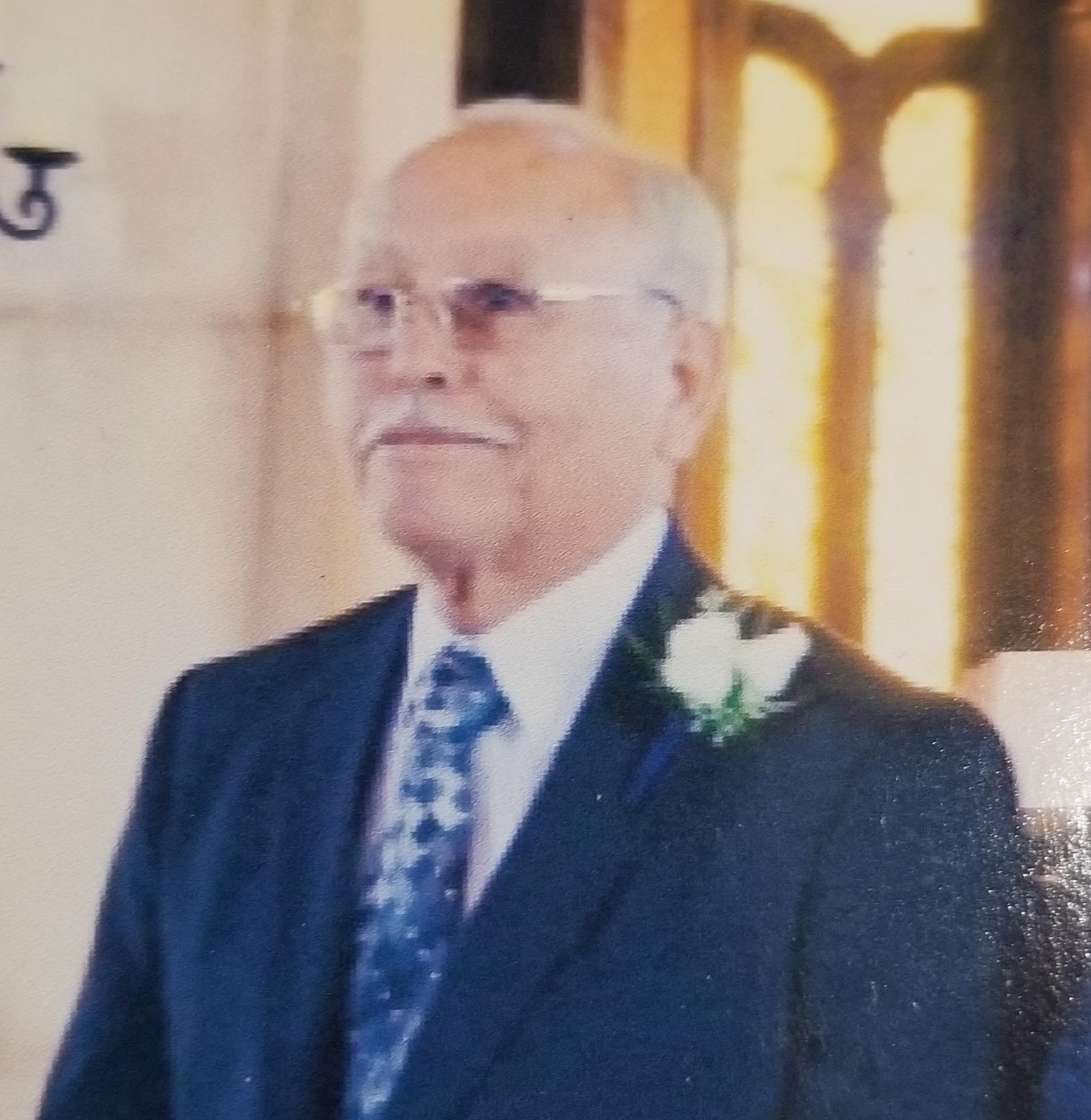 Obituary of Enrique Martinez Parrilla