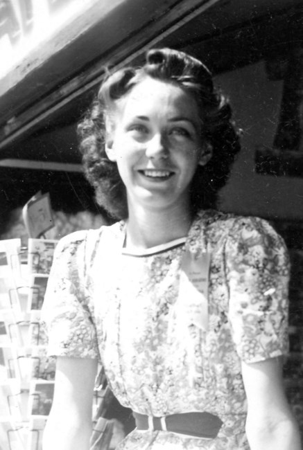 Obituary of Betty B Carlson