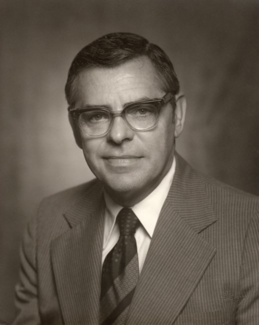 Obituary of Jesse Howard Hallowell