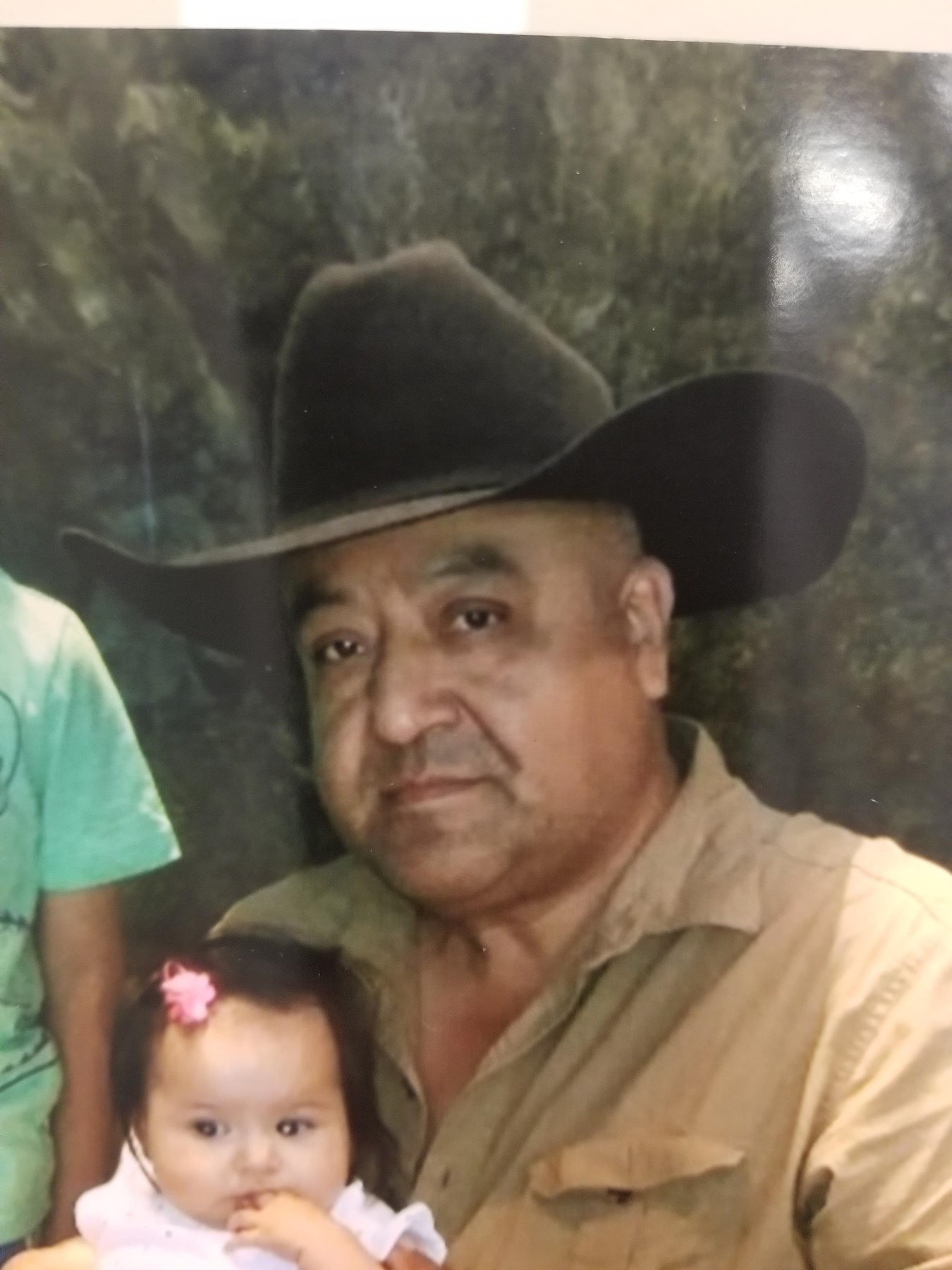 Obituary of Fabian Linares Rojo