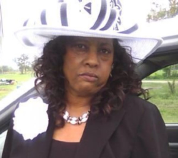 Obituario de Freda Joyce Scott