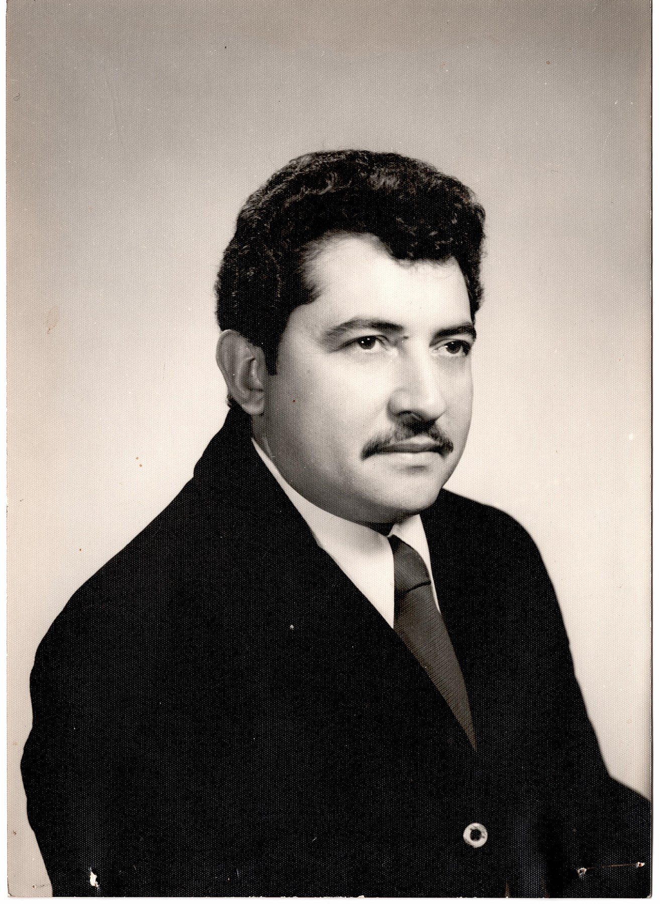 Obituary of Salvador Chavez Esquivel