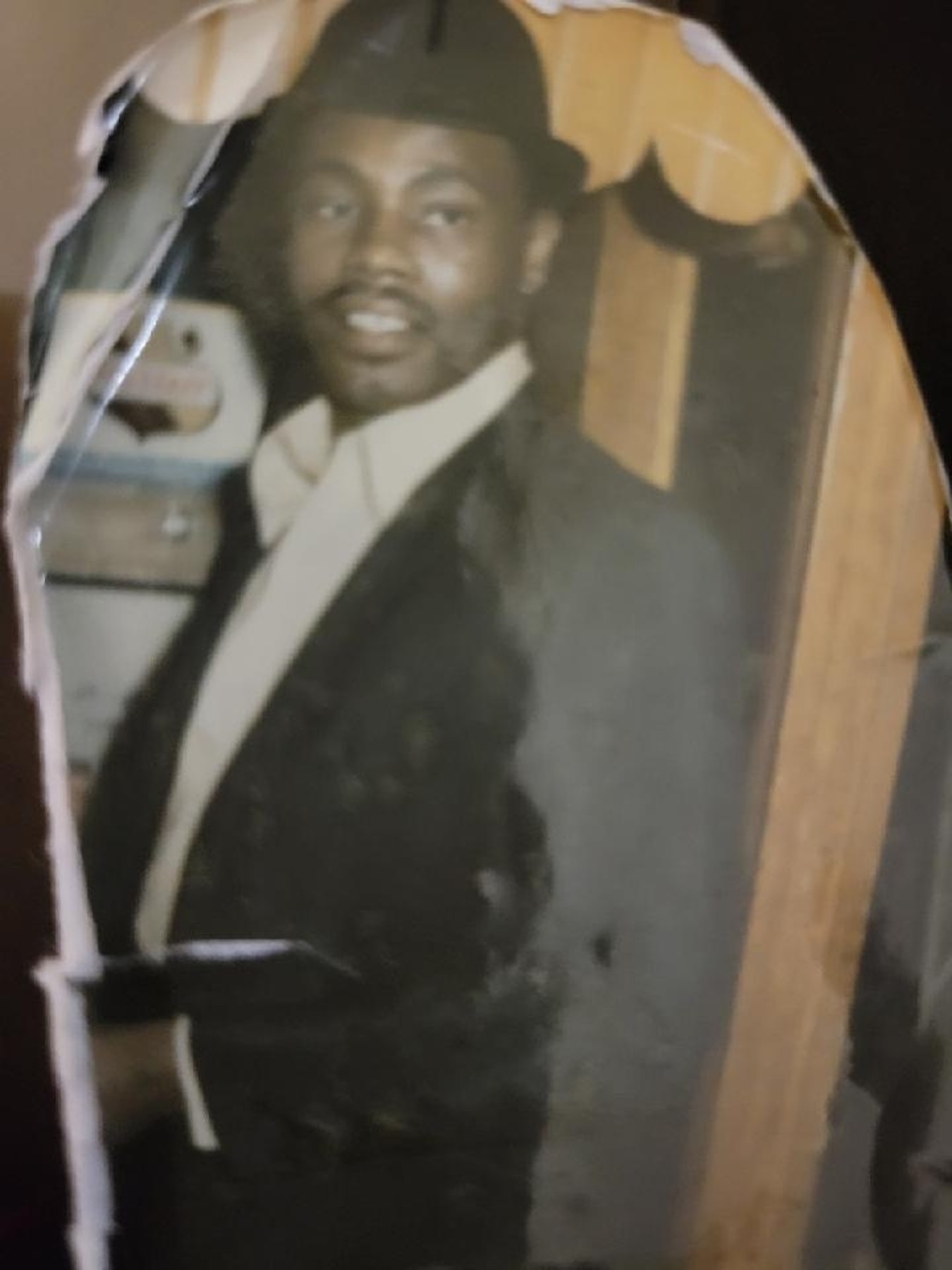 Obituary of Harris Holland